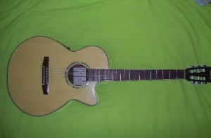 İkinci el gitar sadece 150 lira