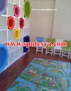 Temiz ikinci el ahşap oyun parkı