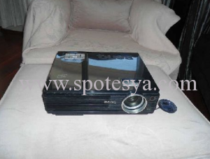 Komple satılık elektronik eşyalar 12 sıfır kutusunda spot projeksiyon cihazı