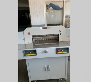 Lamiess 550 G Programlı Giyotin Satılık ve Ucuz