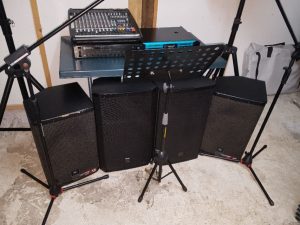 Temiz uygun fiyatlı çıkma kolon kabini HOPARLÖR SES VE MÜZİK ALETLERİ 15 ikinci el canlı müzik sistemi komple sistem