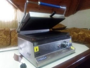 İkinci el Restaurant malzemesi komple 11 ikinci el sanayi tipi tost makinesi