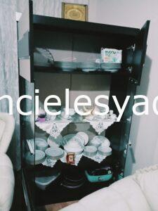 Badavaya camlı vitrin çok ucuz satılıktır FİYATI: 250 TL