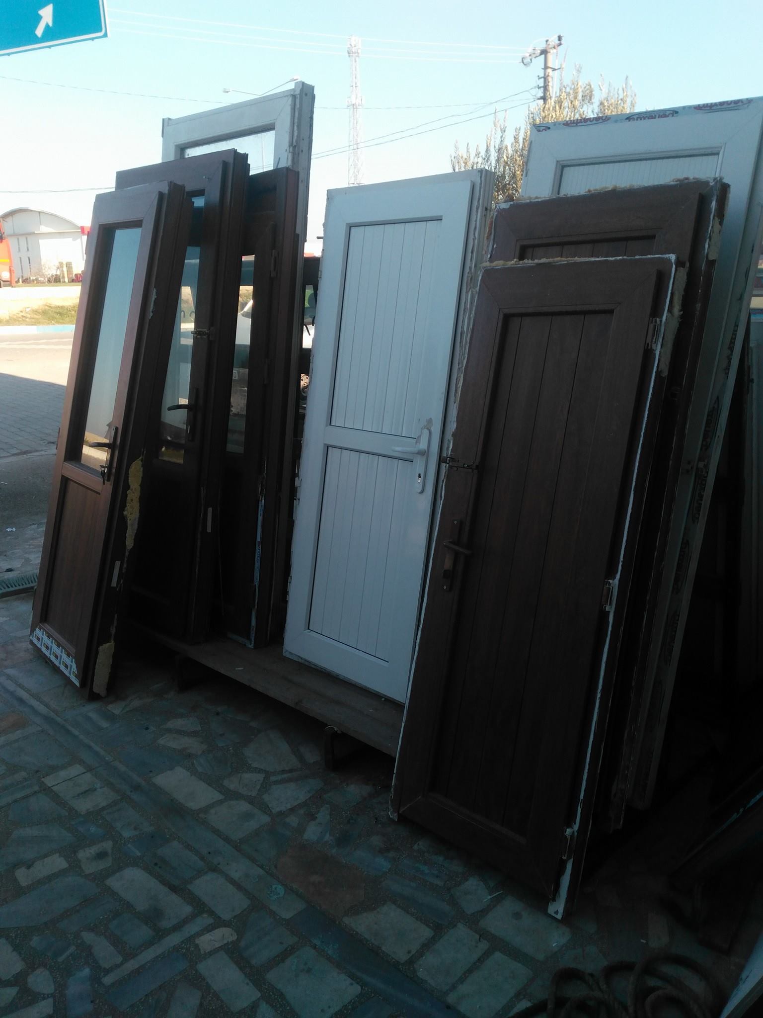 çıkma pimapen balkon kapısı