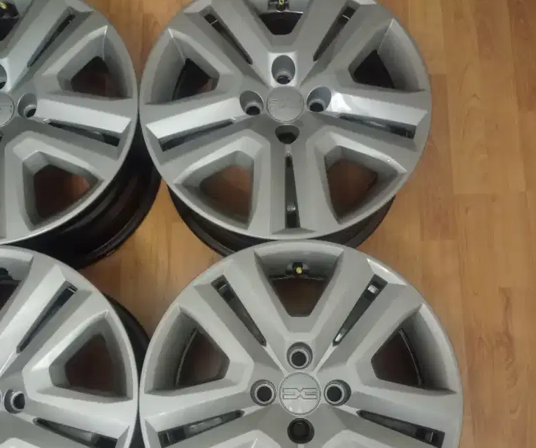 dacia clio 16 sifir teneke jant kapak takim 2