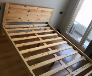 Yeni durumda ikea tarzı ahşap karyola çift kişilik