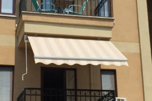 Çıkma Balkon ve Bahçe Tipi Güneşlik Gölgelik Tente Branda